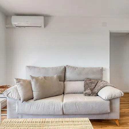 Marinas Apartment